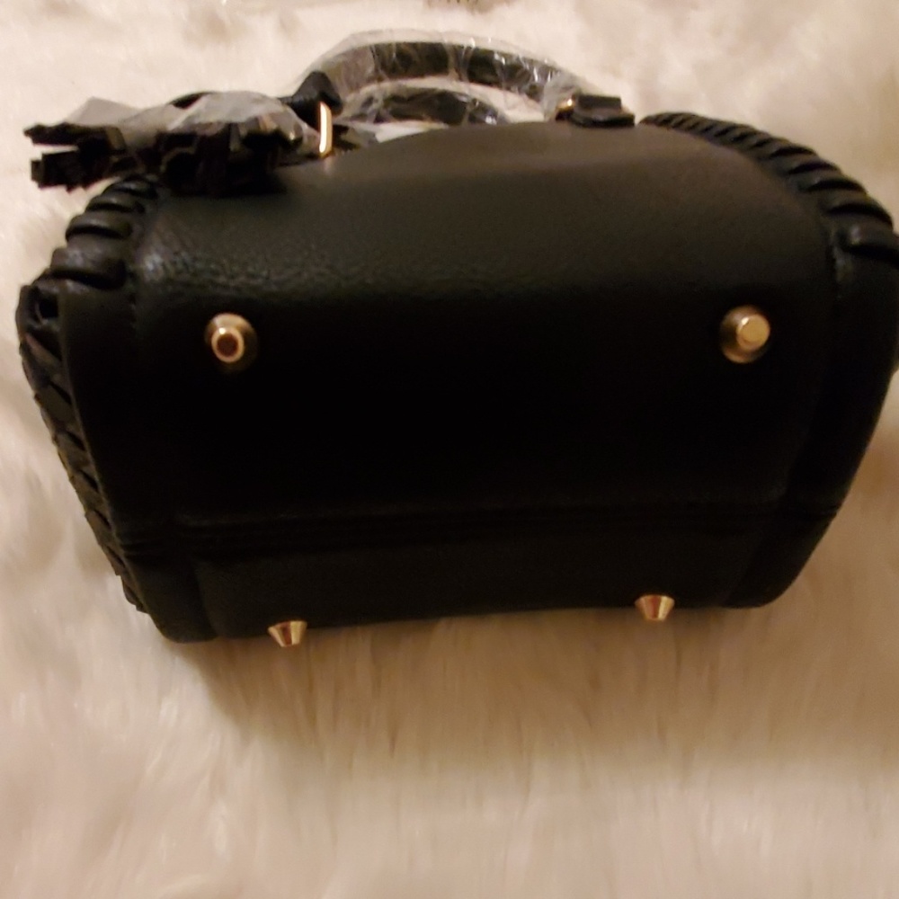 50% OFF Black Purse - Picture 5 of 7
